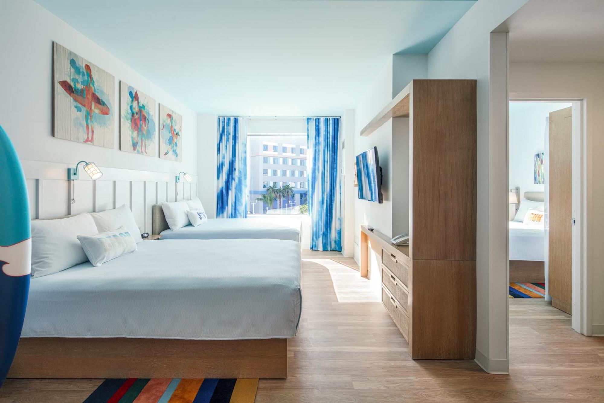 Suite met 2 Slaapkamers (Inclusief Vroege Toegang tot het Park*)