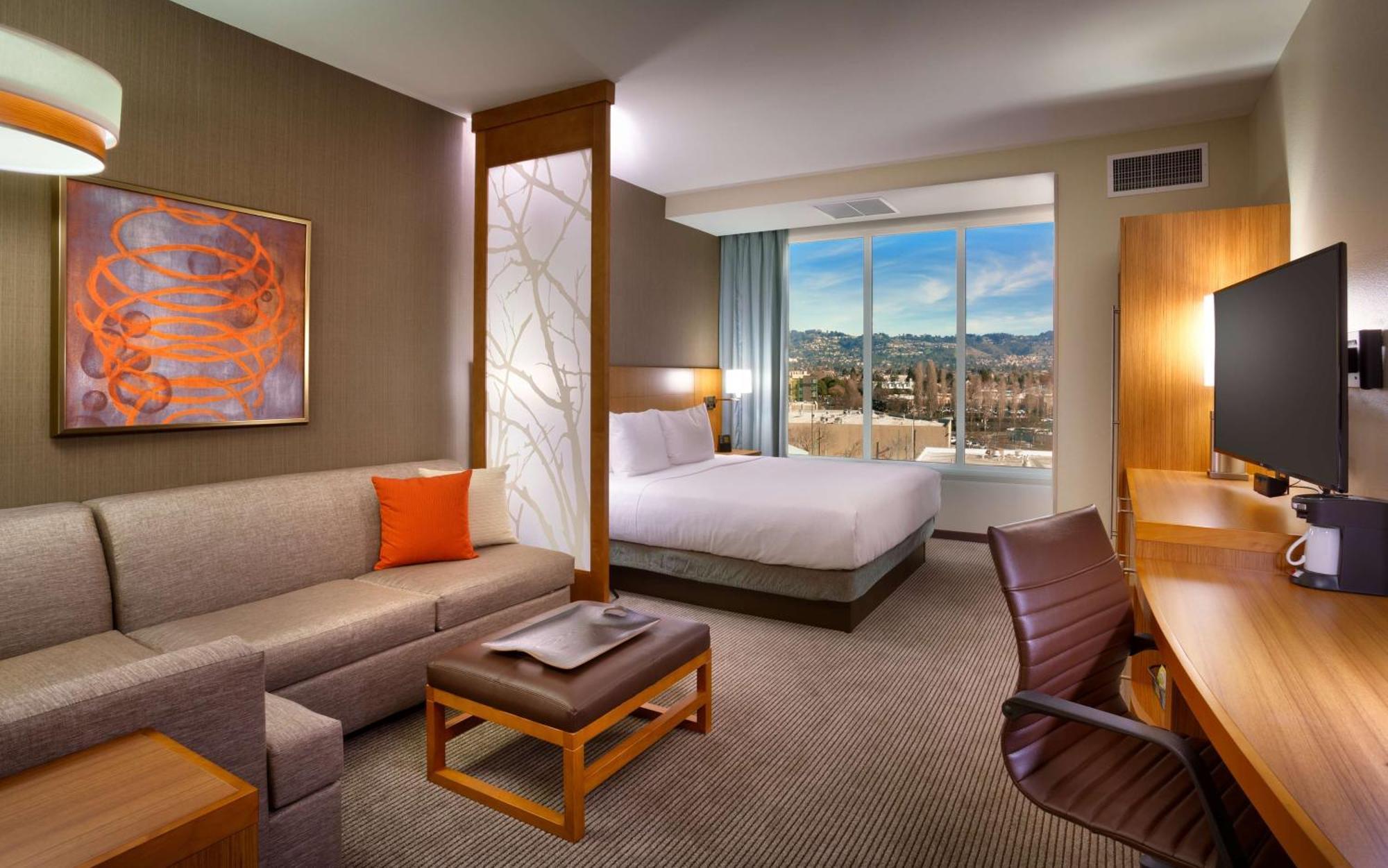 King Room with Sofa Bed,1072609915:JPEG