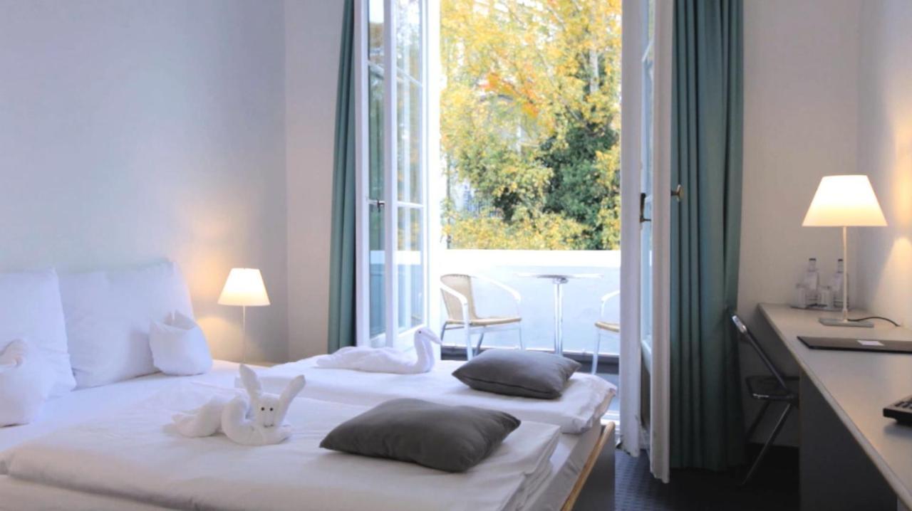 Garden,1006530469:JPEG