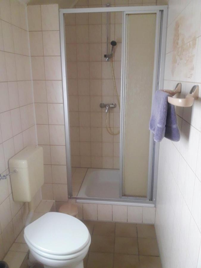 Single Room,1074602953:JPEG