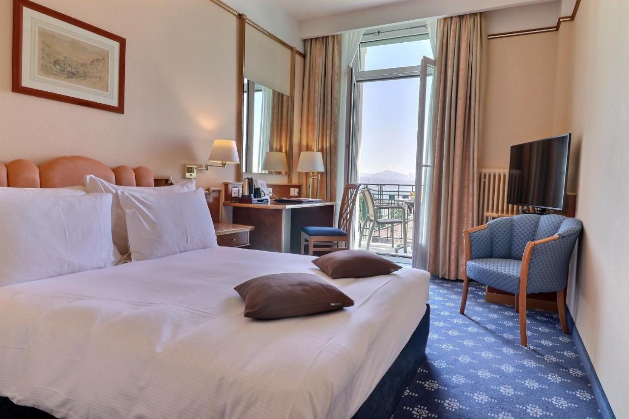 Superior Double or Twin Room with Lake View