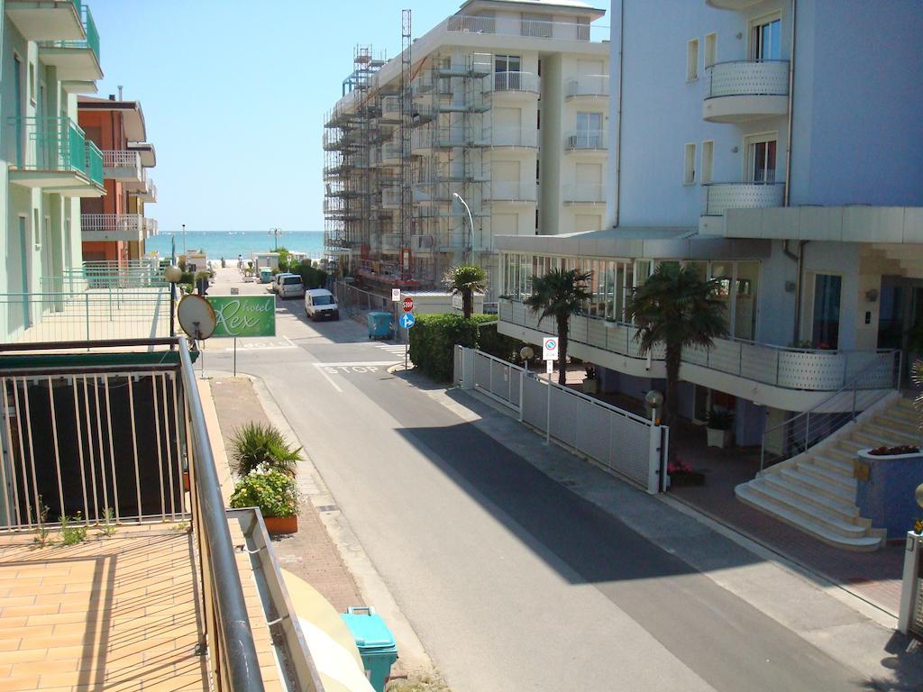 Superior Double Room with Large Terrace and Sea View