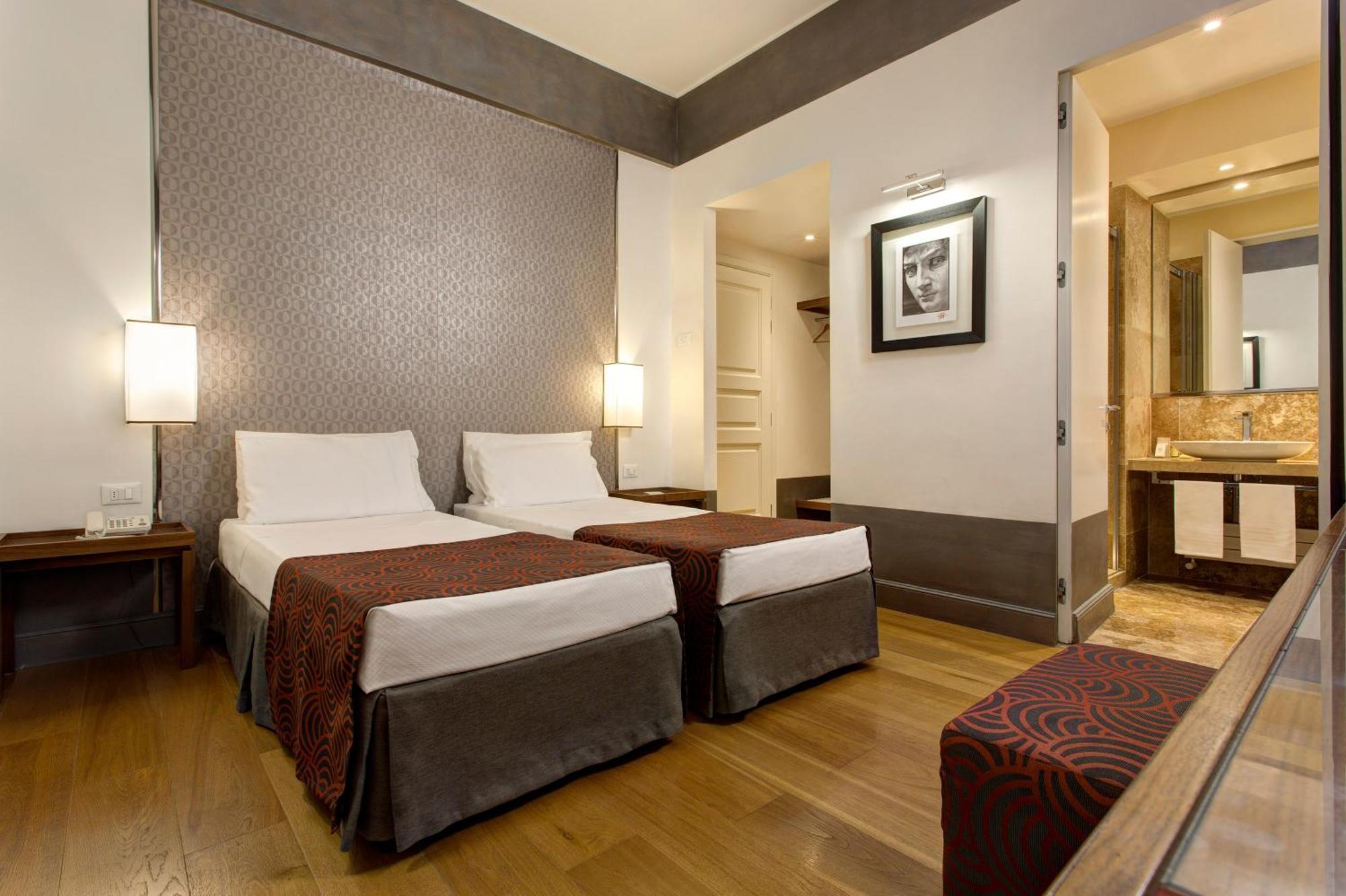 Double or Twin Room,1209561337:JPEG