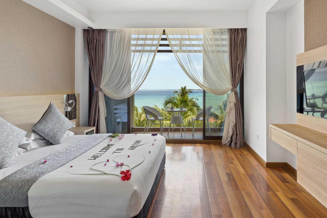 Habitación Doble Deluxe con balcón y vistas al mar