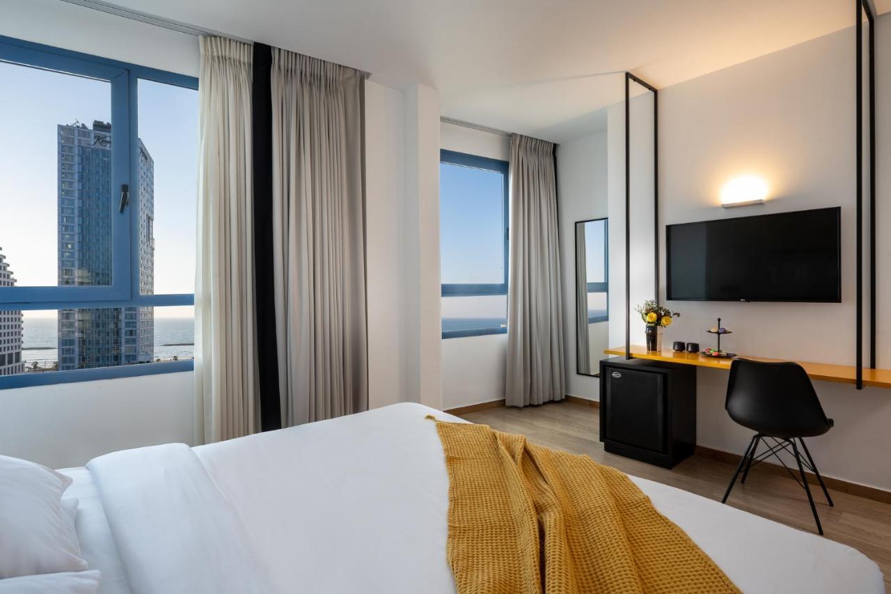 Habitación Superior con vistas laterales al mar