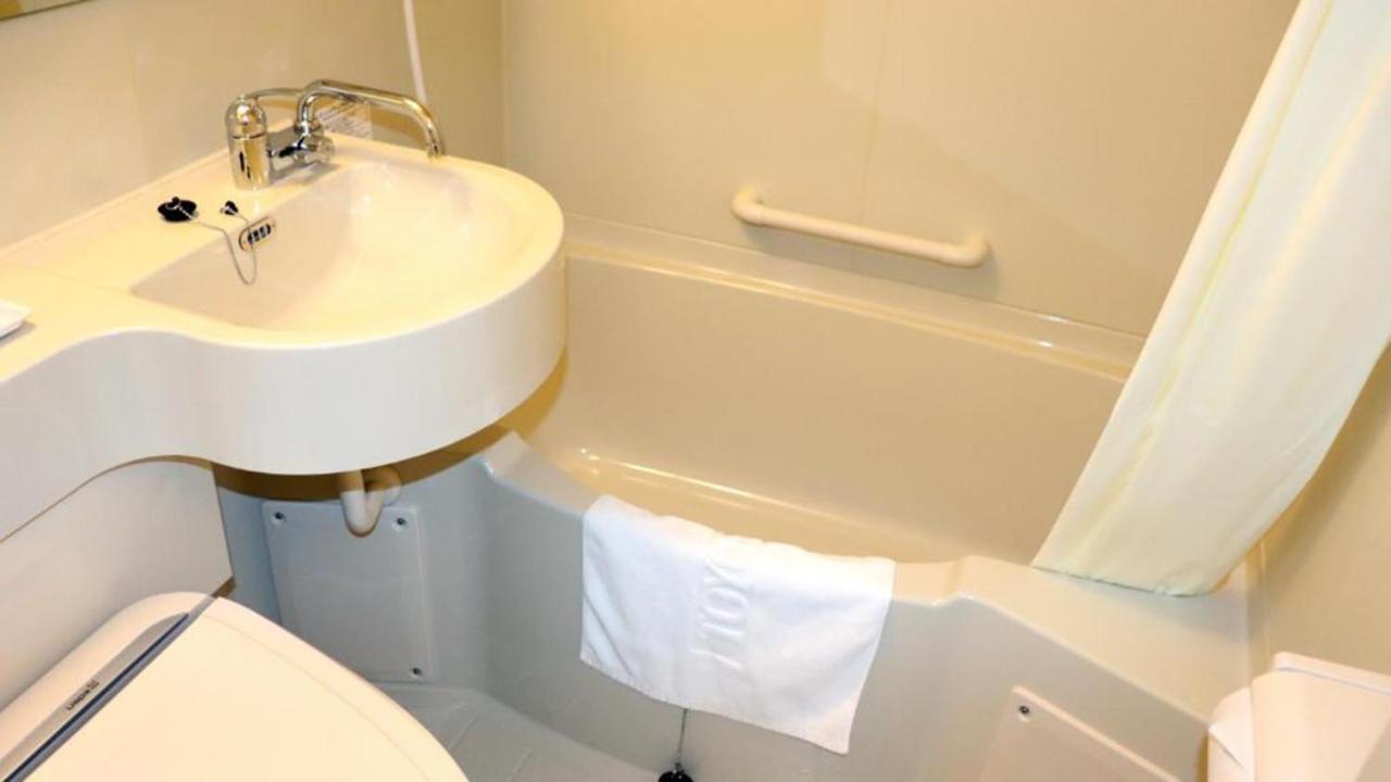 Standard Single Room - Smoking