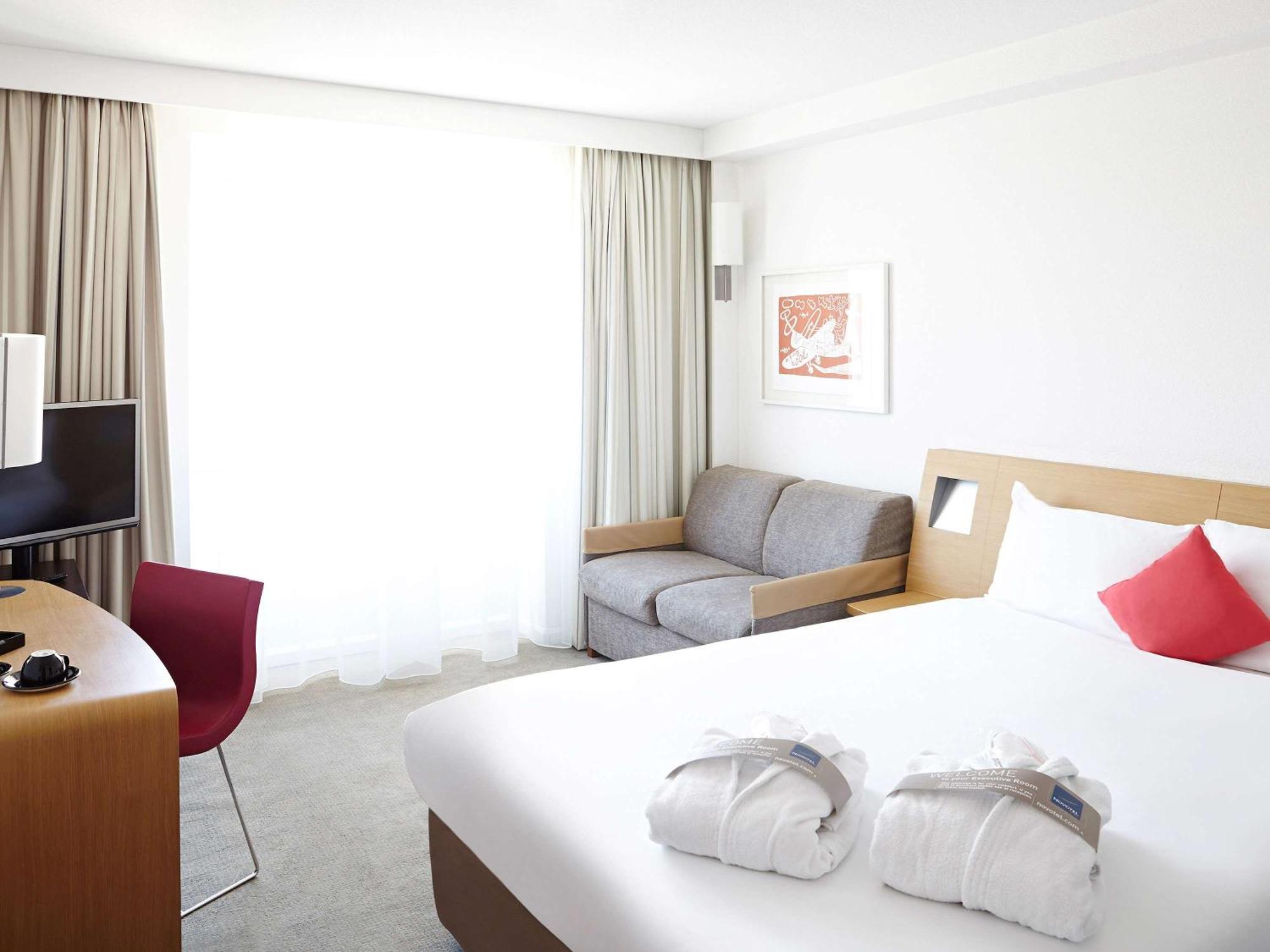 Executive Double Room with Sofa Bed