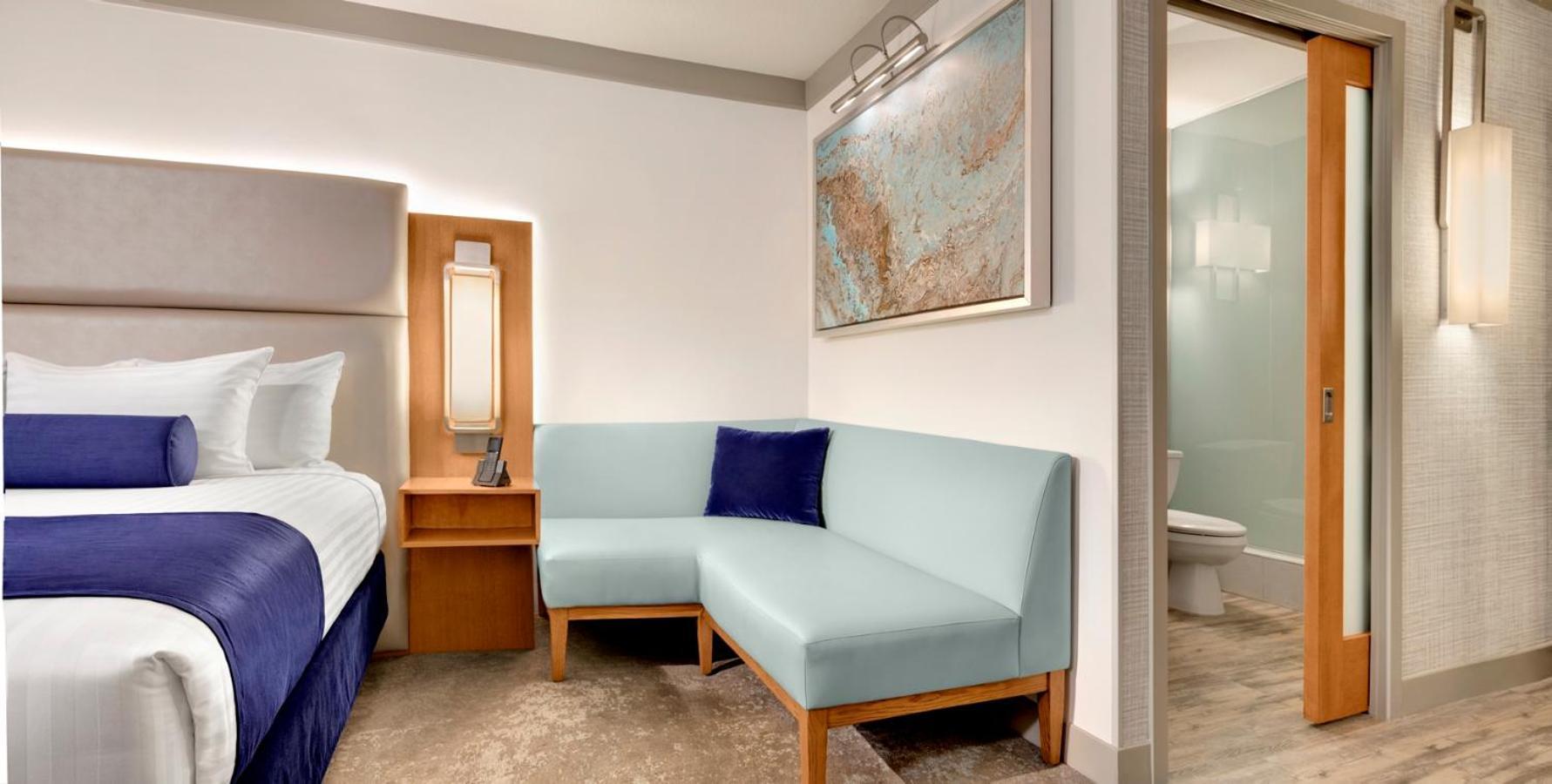 Hébergement Elevate Lit King-Size - Récemment Rénové