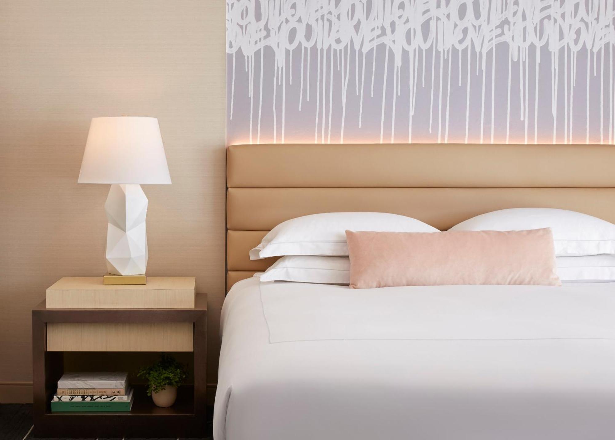 King Room,1276099645:JPEG