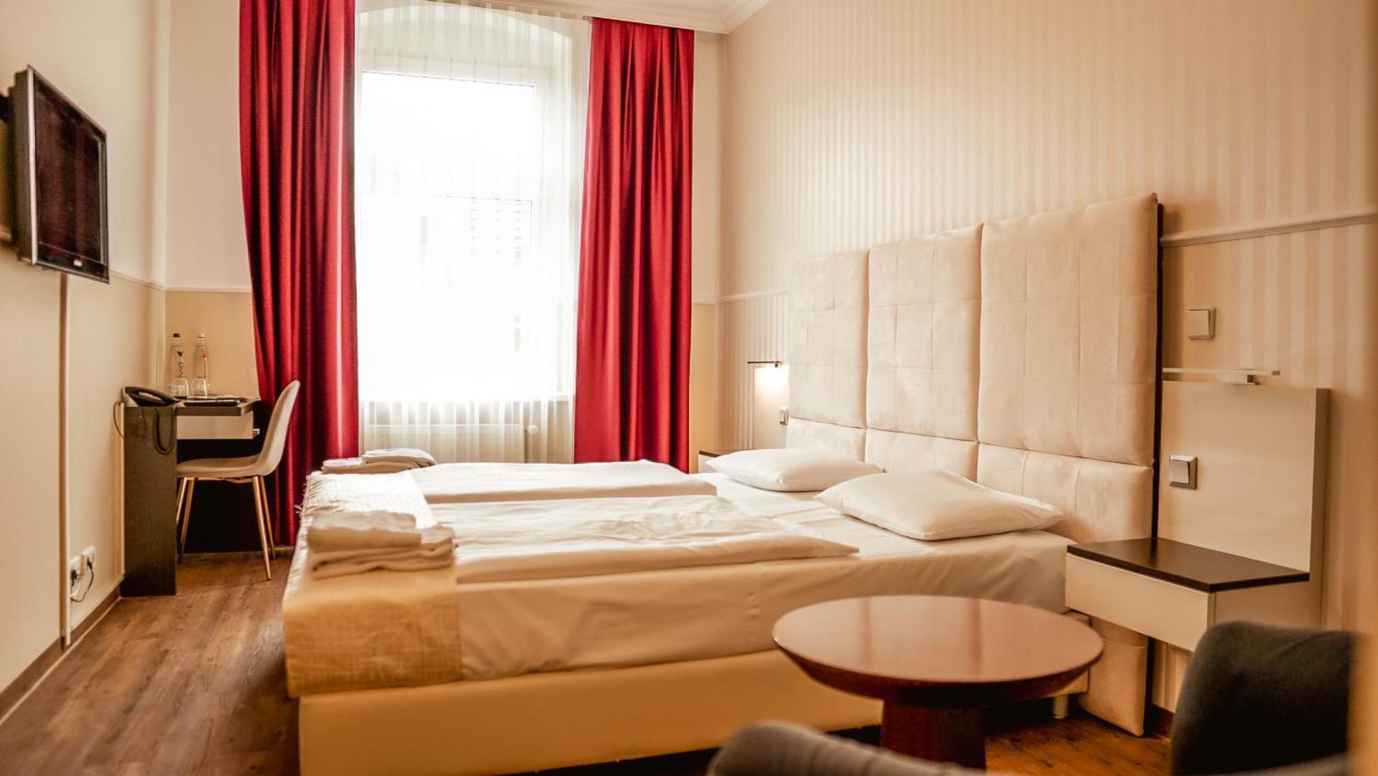 Standard Double or Twin Room,1589569858:JPEG