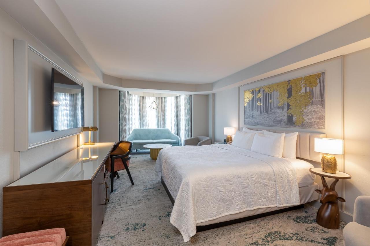 Chambre Lit King-Size Tour