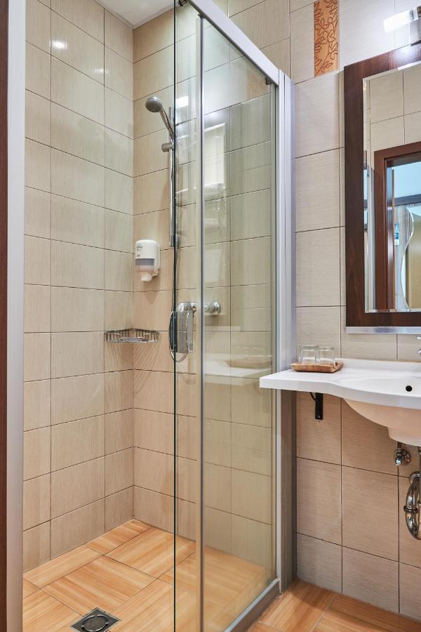 Standard Twin Room Spa Access,1333523144:JPEG