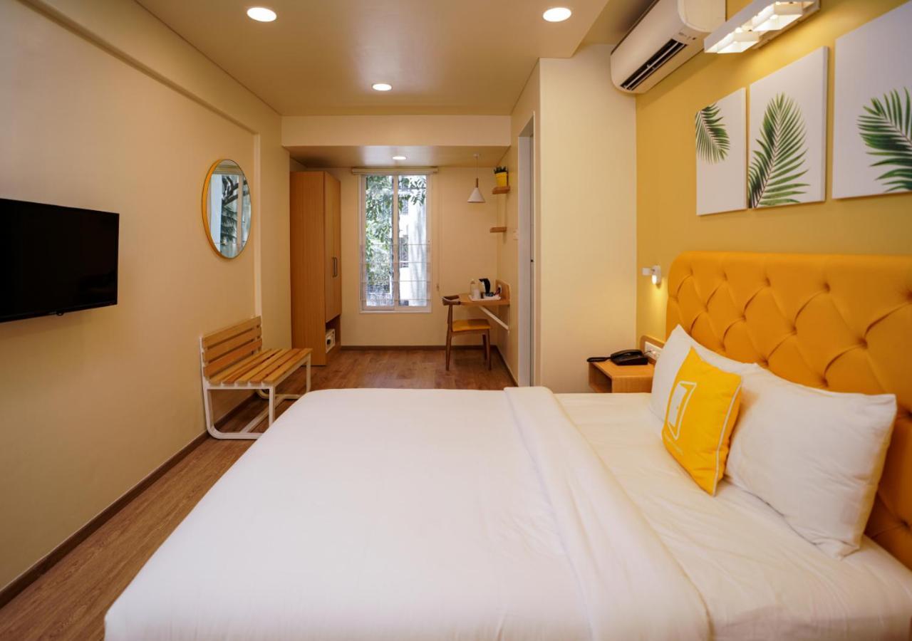 Standard Queen Room