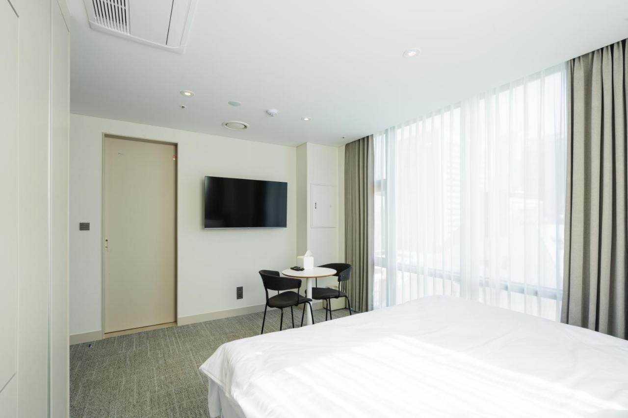 Deluxe King Room,1540789591:JPEG