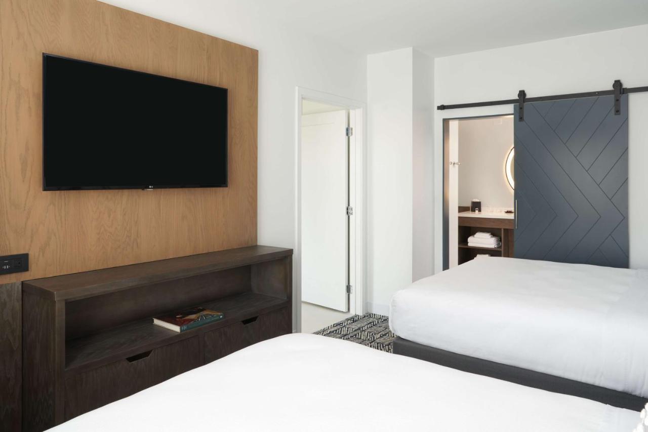 Suite met 2 Kamers en 2 Queensize Bedden
