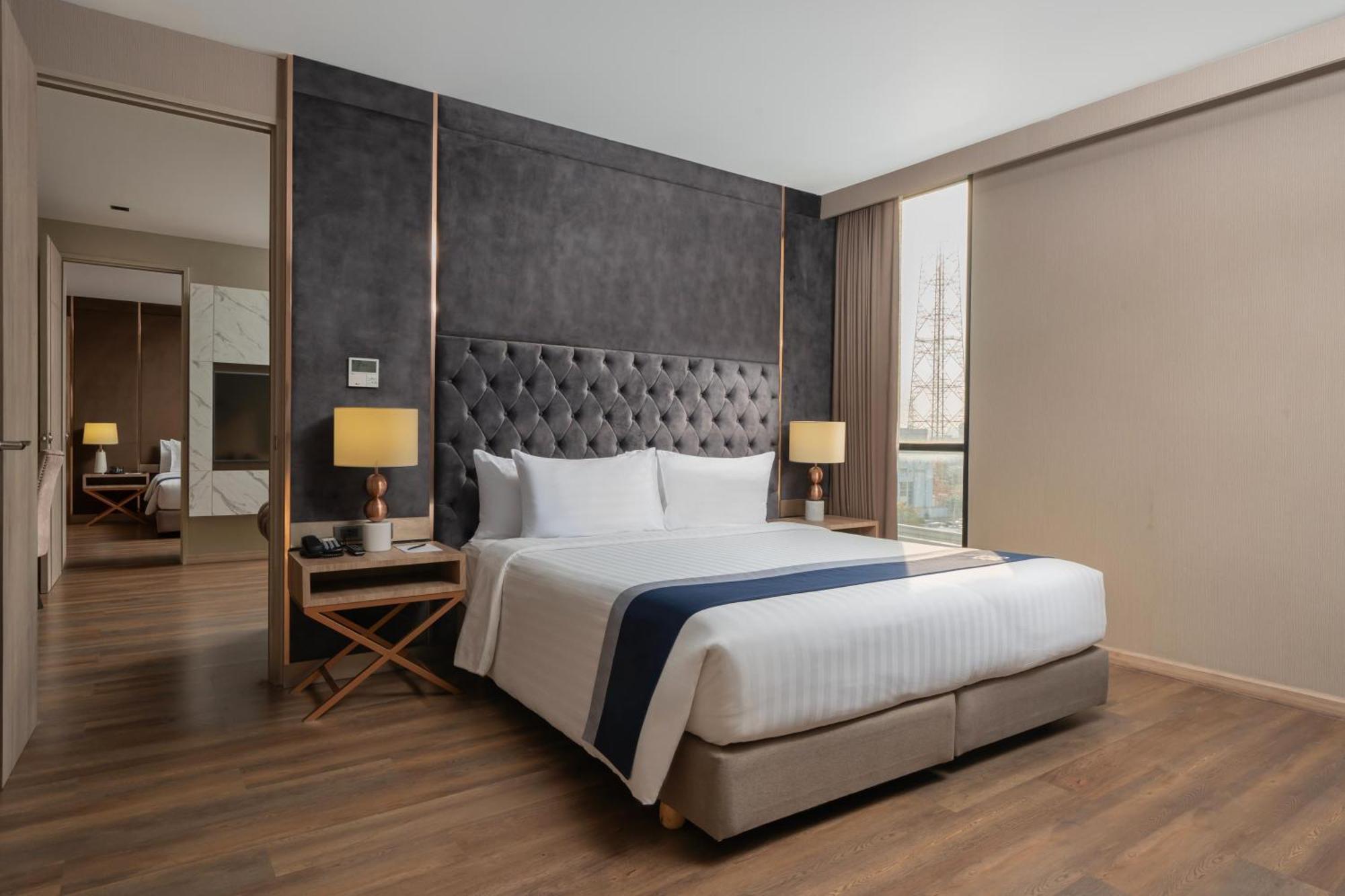 One-Bedroom Suite,1501816705:JPEG