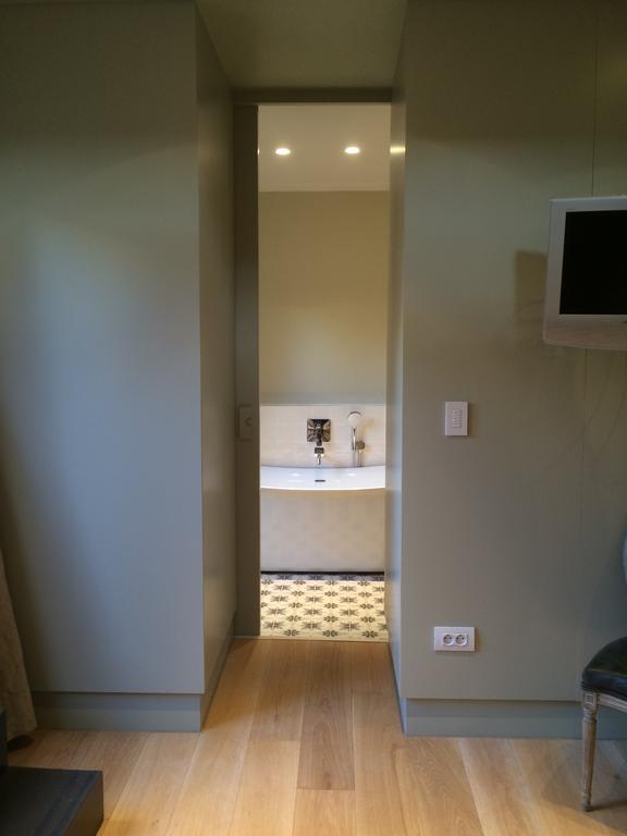 Family Room with Terrace and Air-conditioning