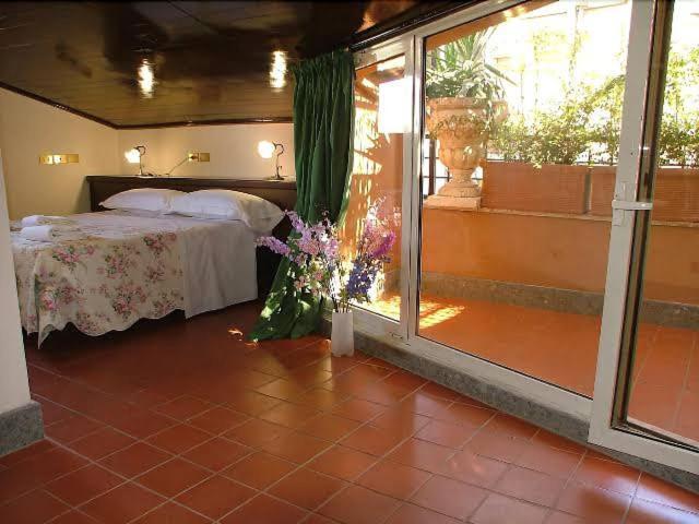 Triple Room Balcony,1526572030:JPEG
