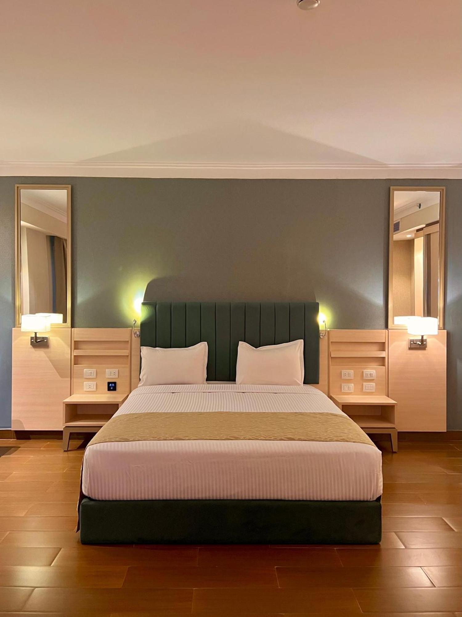 Main Building Superior Room – Sea View