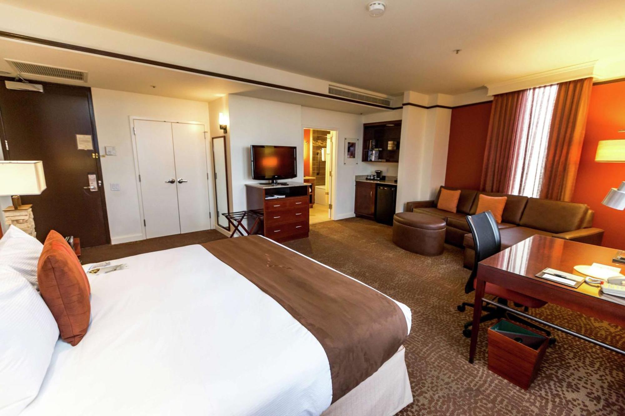 Chambre Lit King-Size avec Canapé-Lit