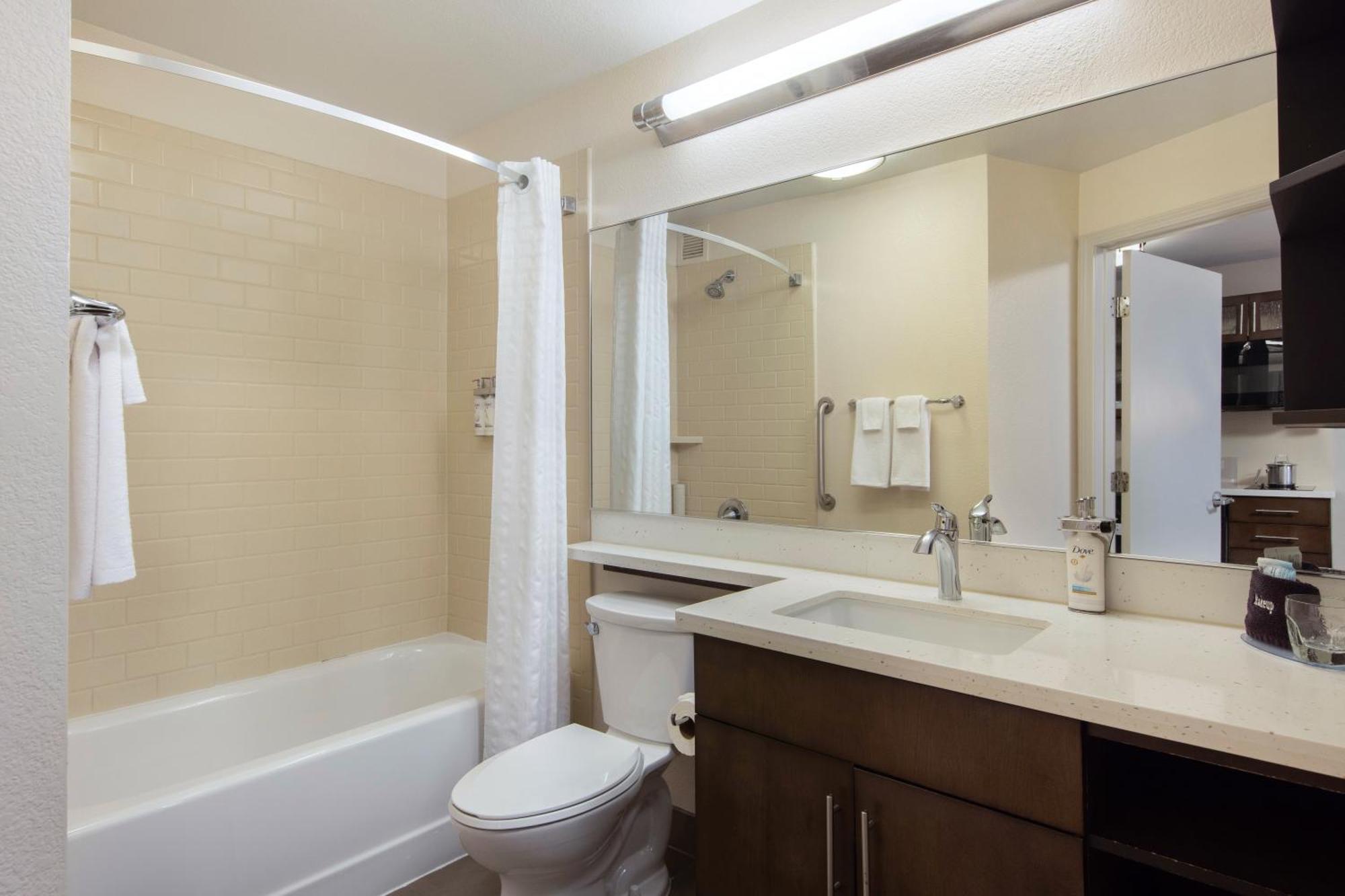 Studio Suite with Two Double Beds,1529462542:JPEG
