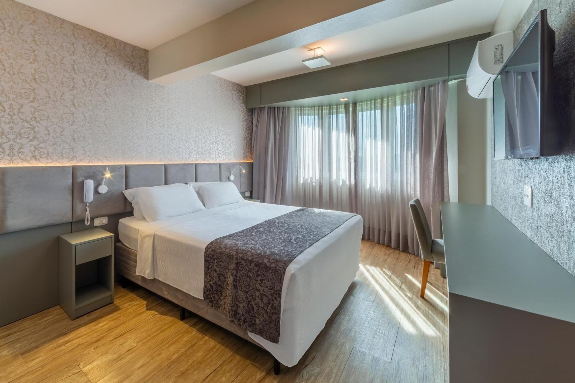 Super Luxury Room,1589560890:JPEG