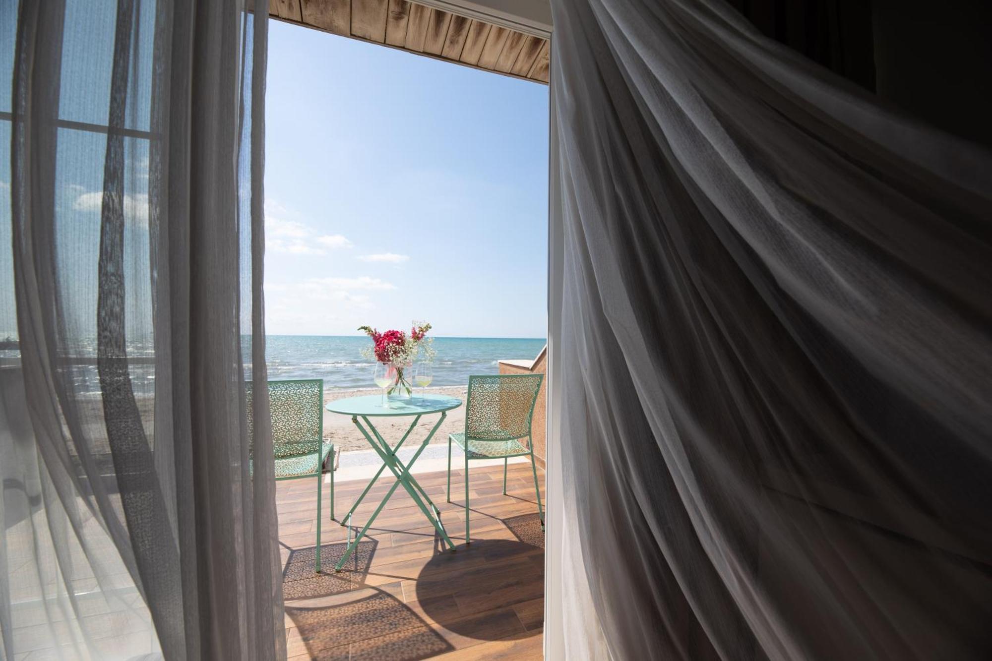 Camera Familiare Superior con Patio e Vista Mare