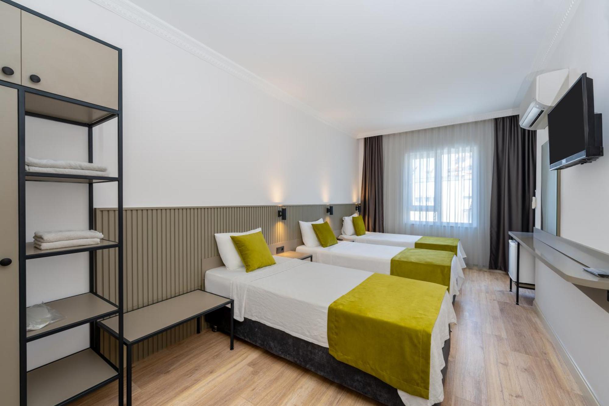 Quarto Triplo Standard