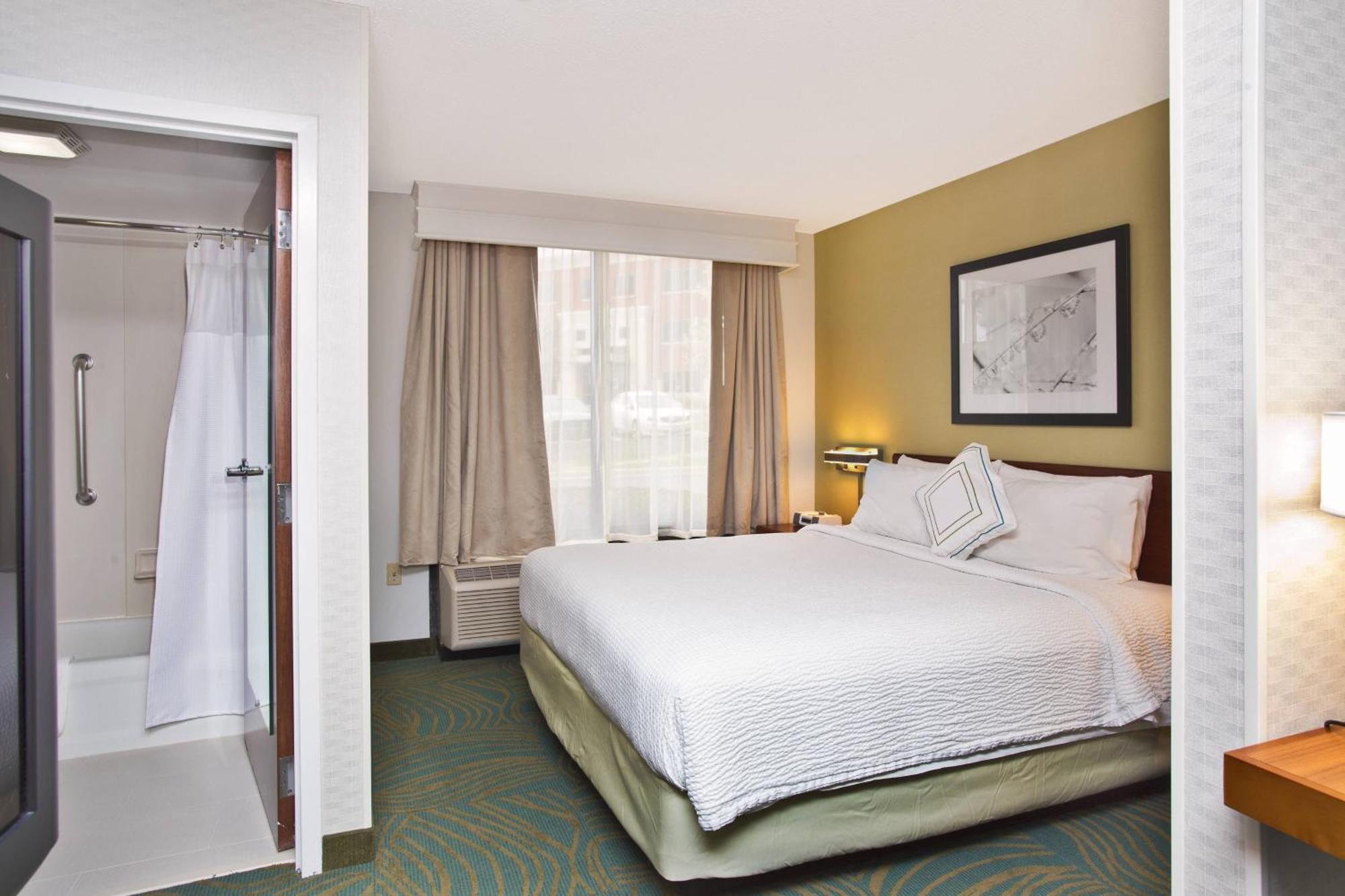 King Suite with Sofa Bed and Adapted Tub - Mobility and Hearing Accessible