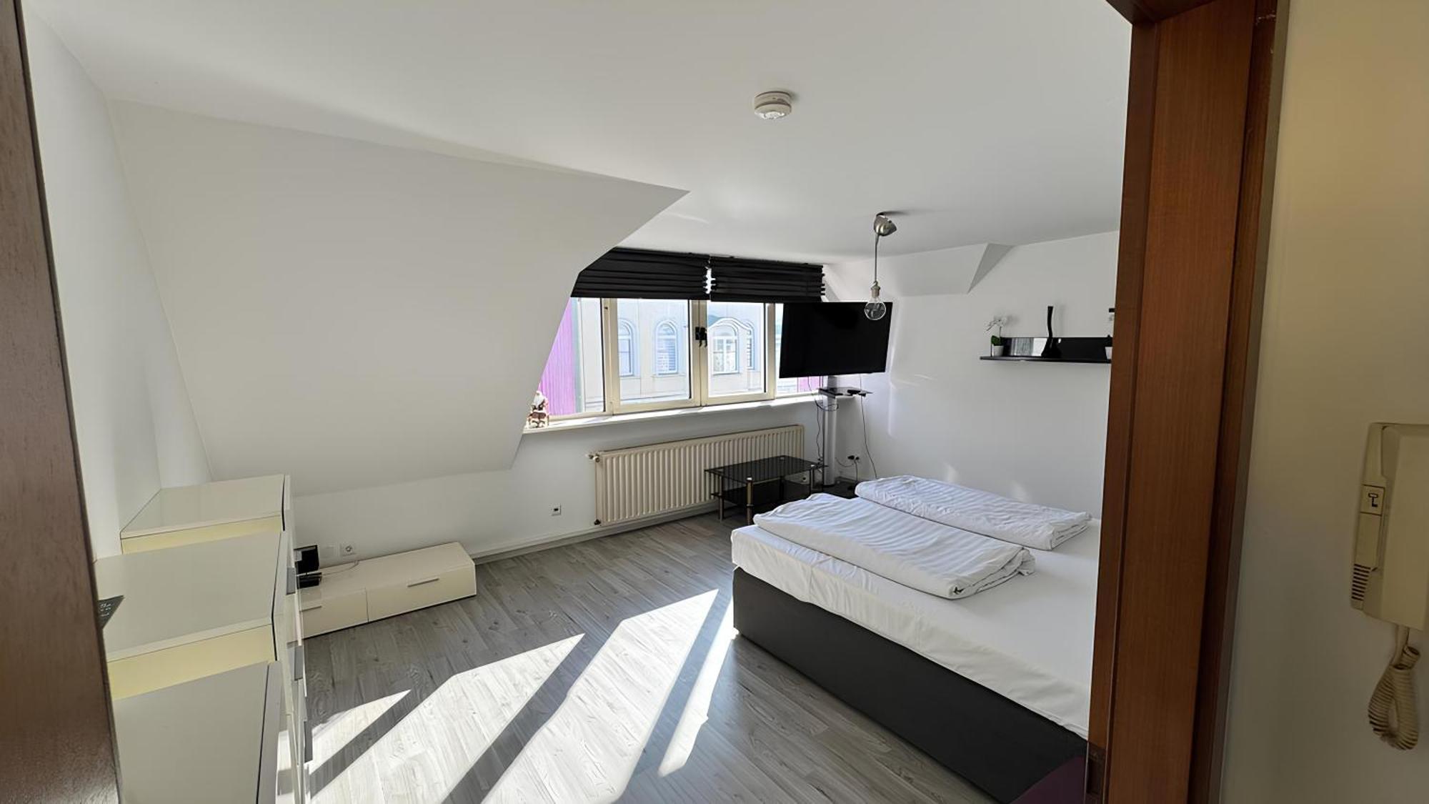 One-Bedroom Apartment,1653538064:JPEG