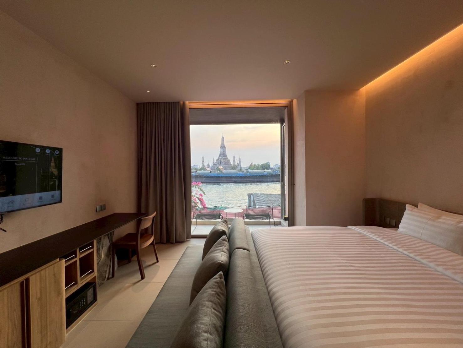 Chambre Lit King-Size avec Balcon