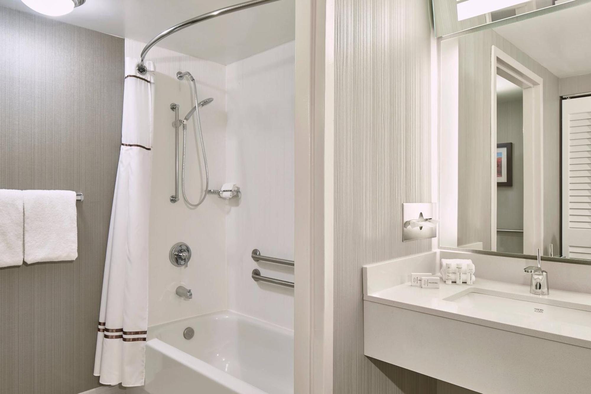 King Room with Sofa Bed,1671872667:JPEG