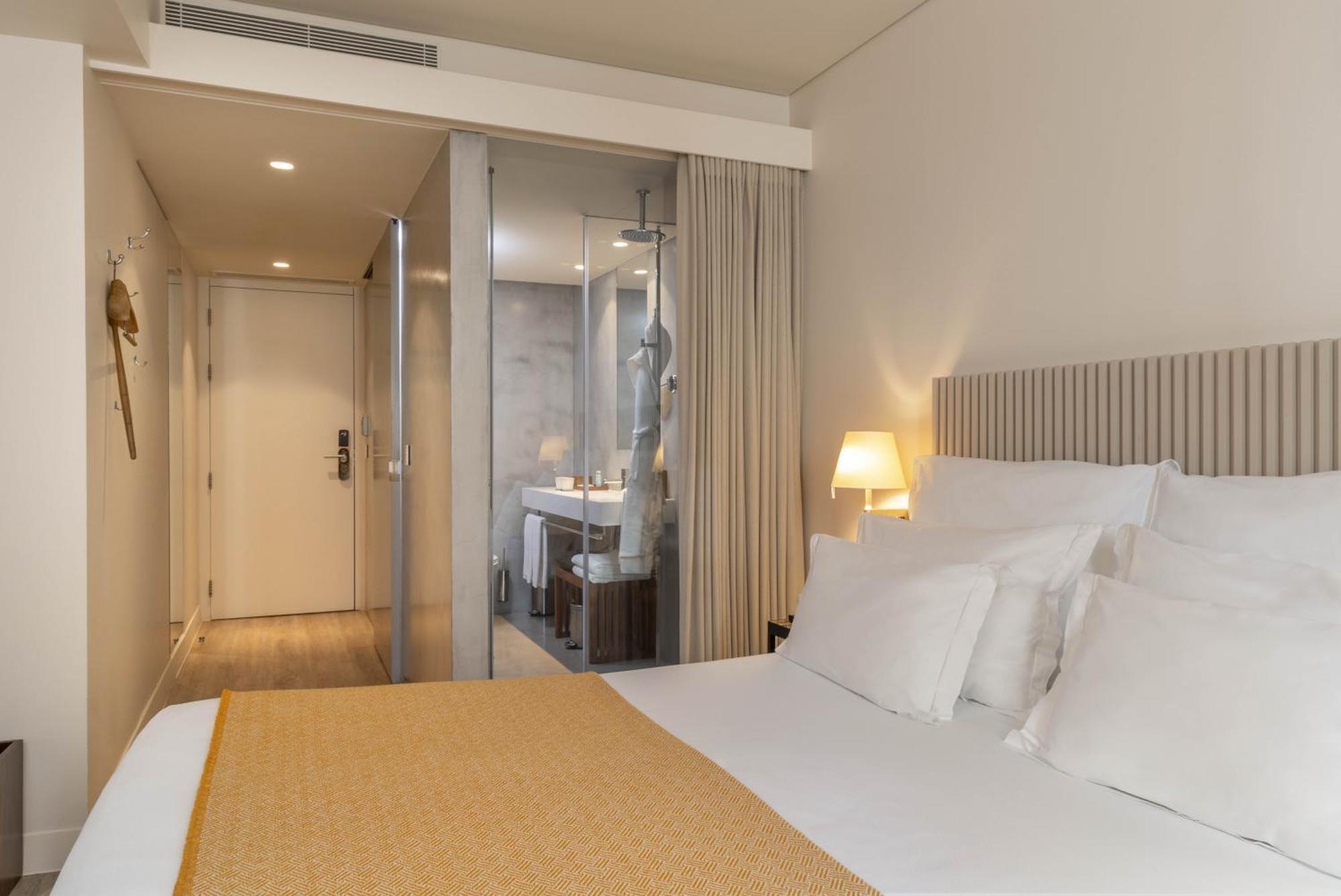 Quarto Standard com Cama de Casal ou 2 de Solteiro