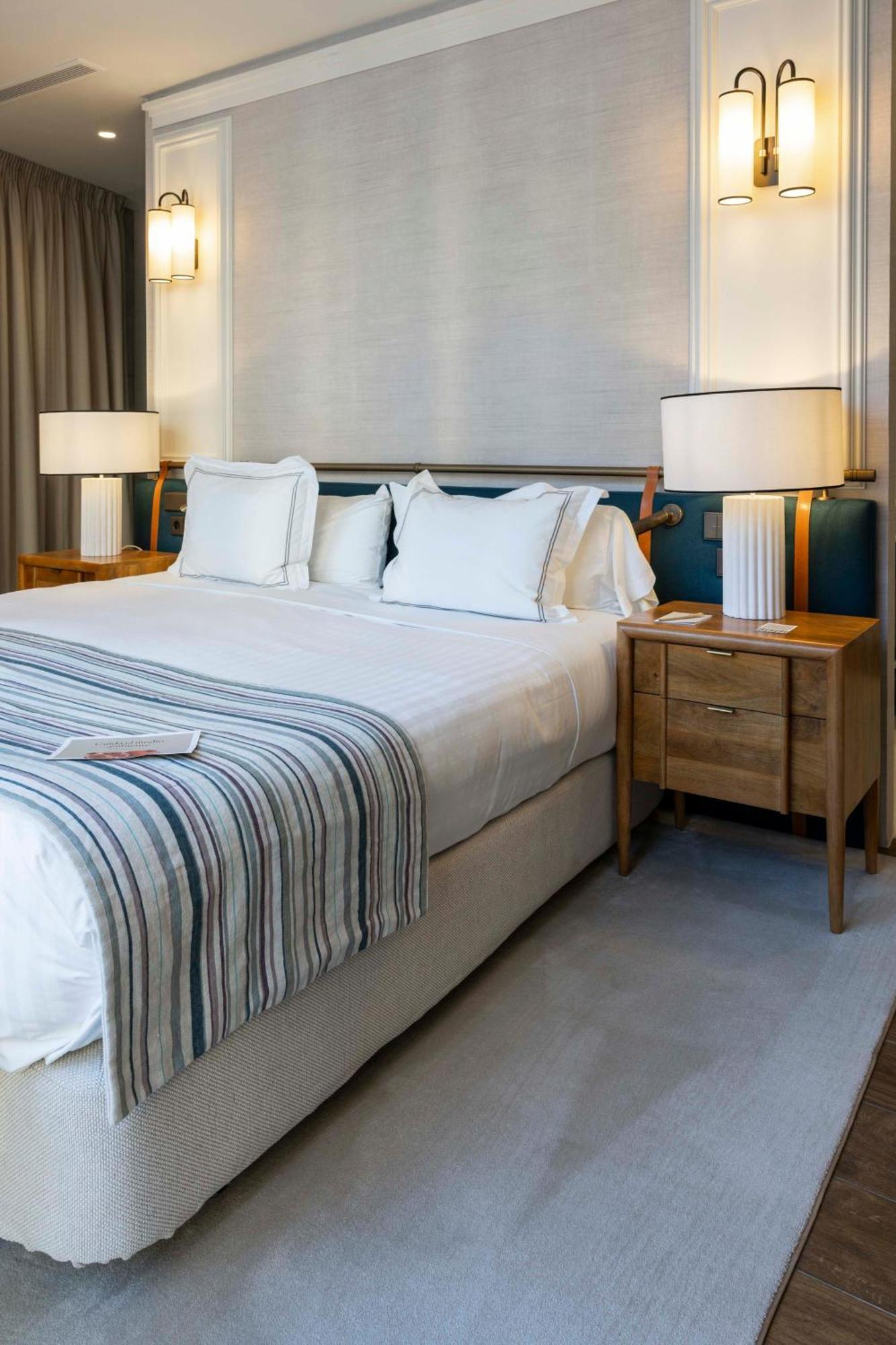 Triple Room,1679564396:JPEG
