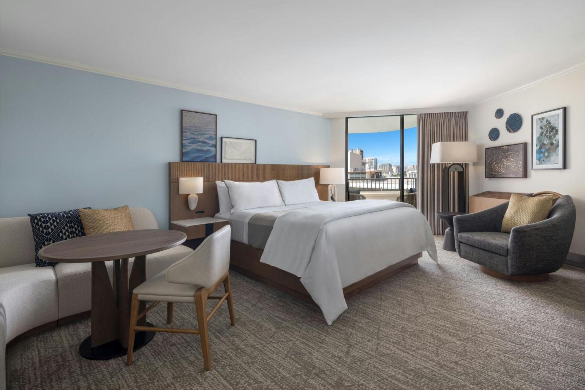 Newly Renovated Tower City, Larger Guest room, 1 King, City view