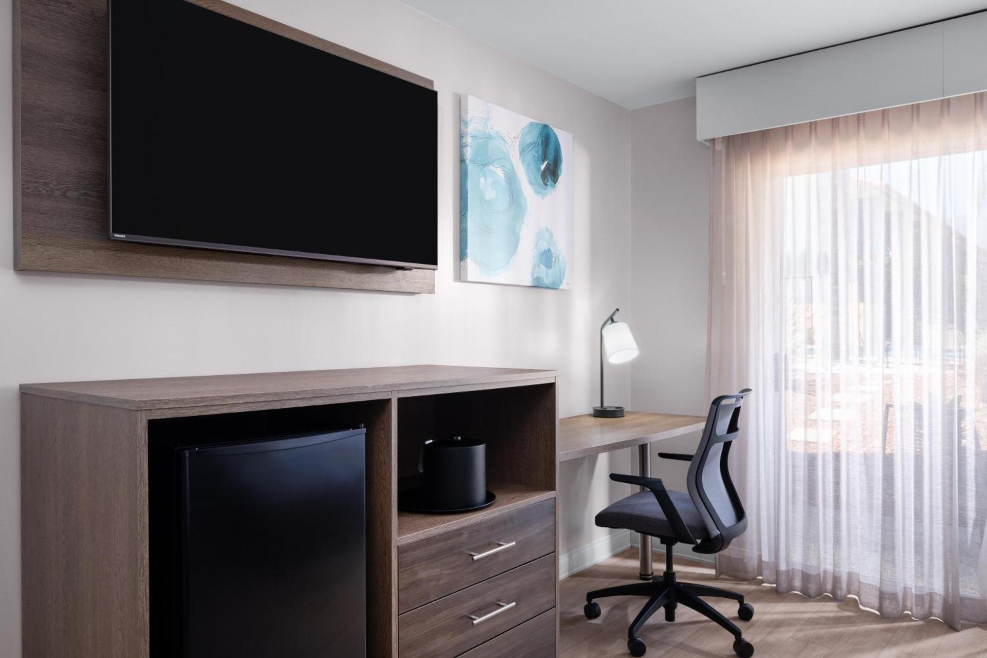 Standard Double Room with Two Double Beds and Courtyard View,1742650971:JPEG