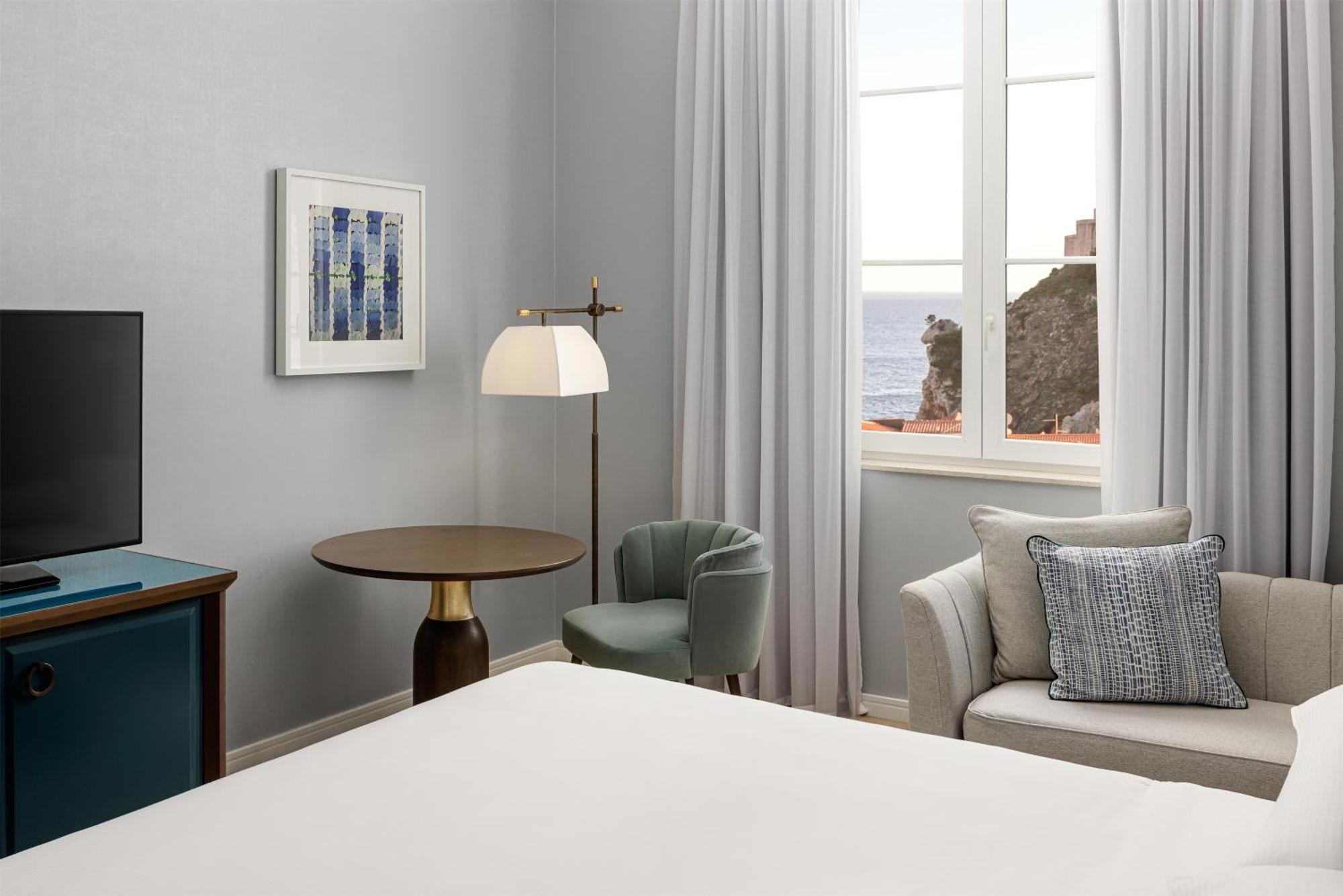 Kamer met Kingsize Bed en Uitzicht op Zee