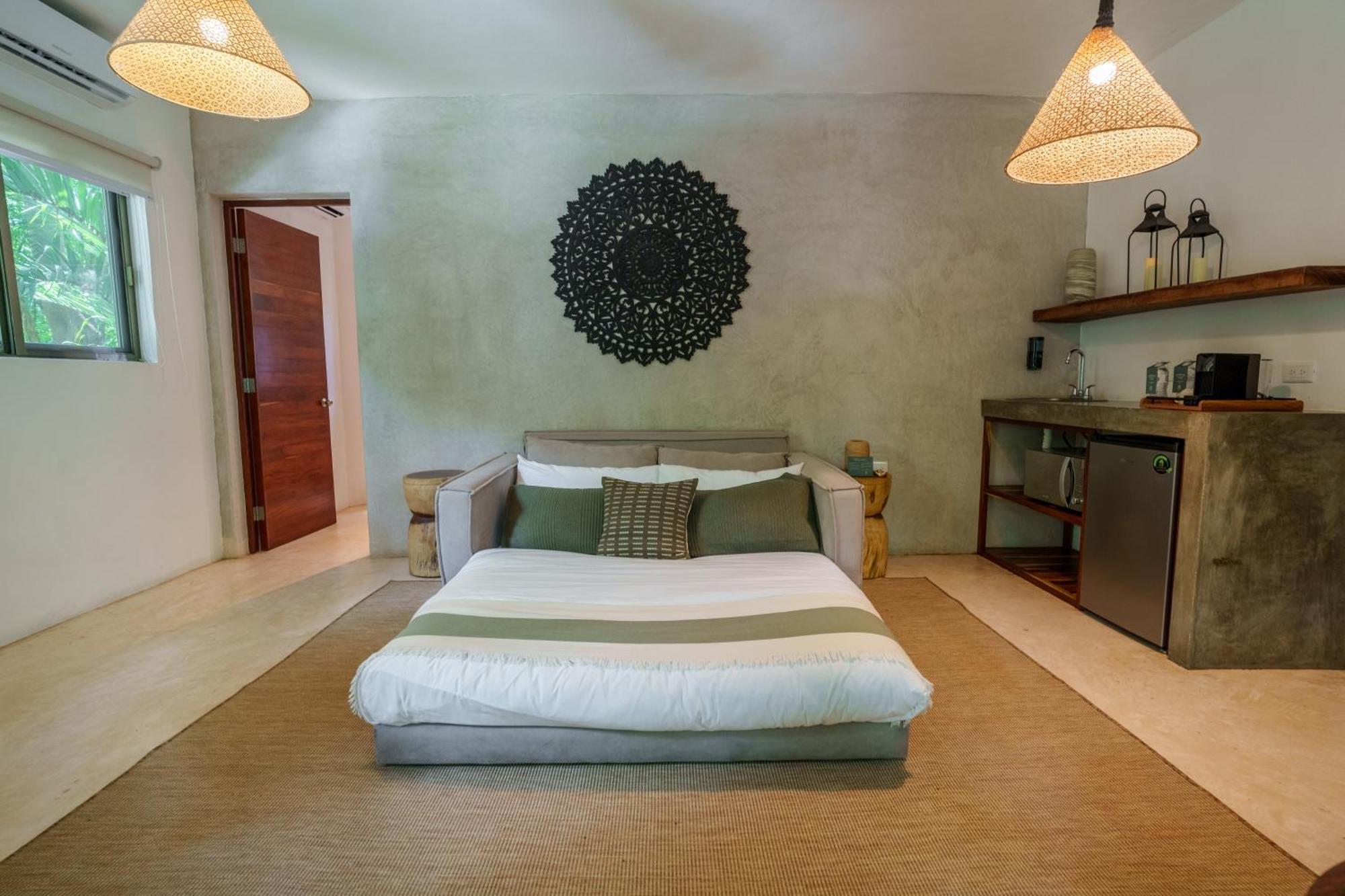 Standard Double Suite