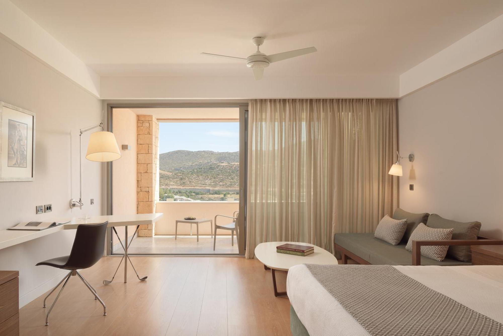 Junior Suite Golf Course Mountain View,1769940052:JPEG