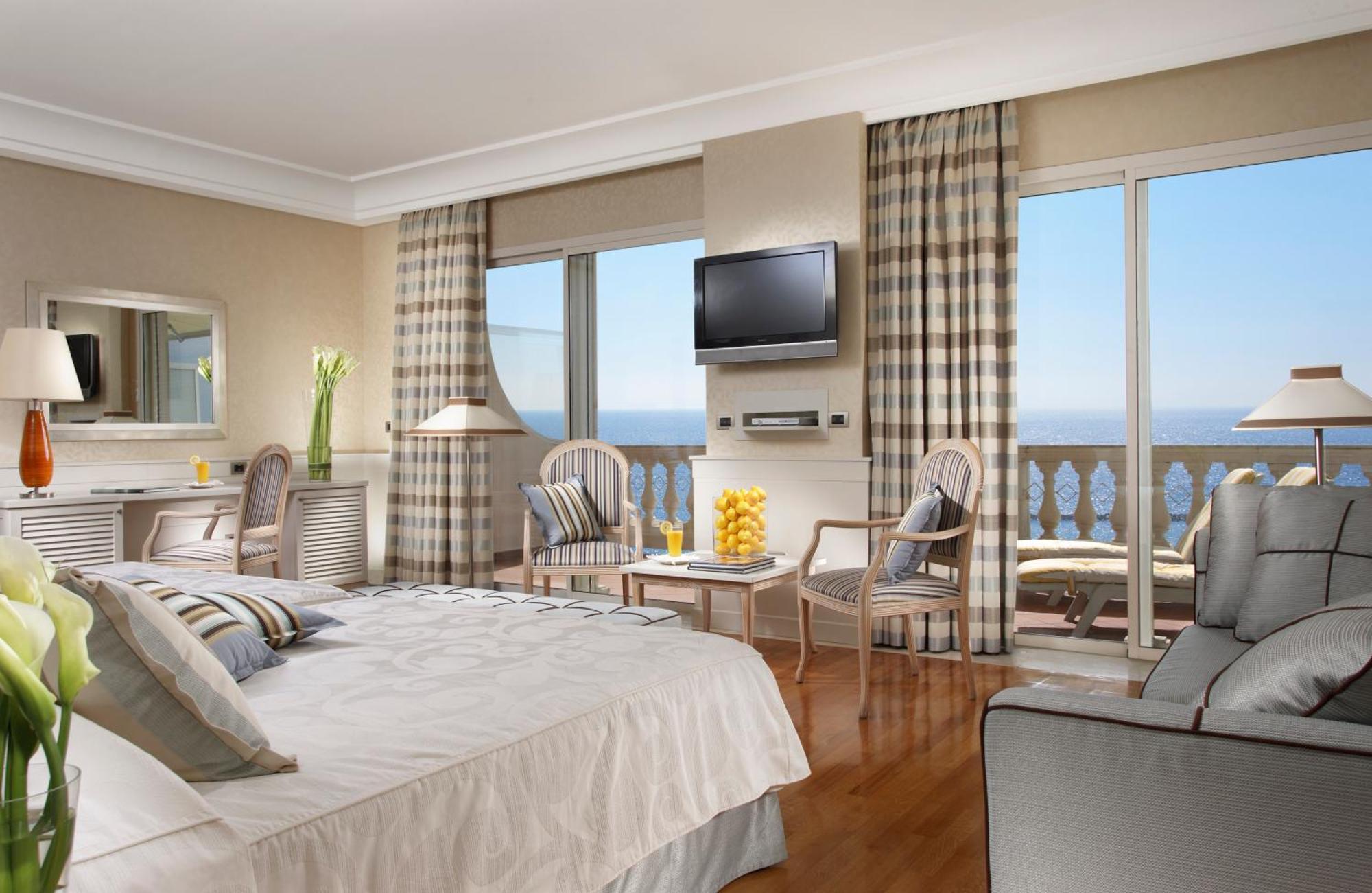 Suite Junior Deluxe avec Terrasse – Vue sur Mer