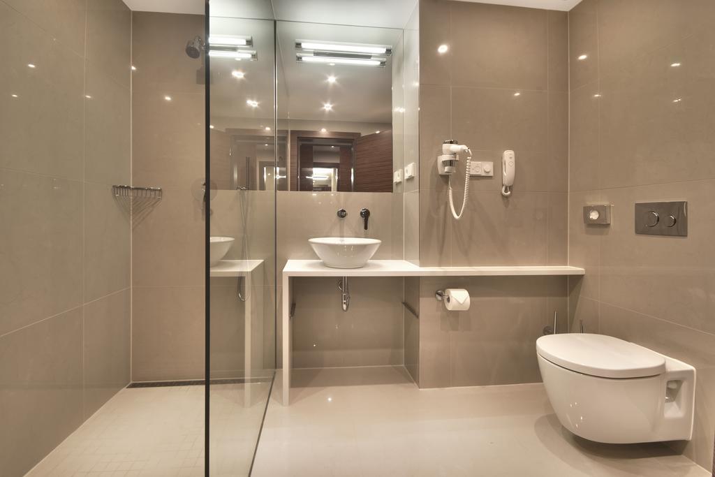 Deluxe Double/Twin with Free Entry to Wellness