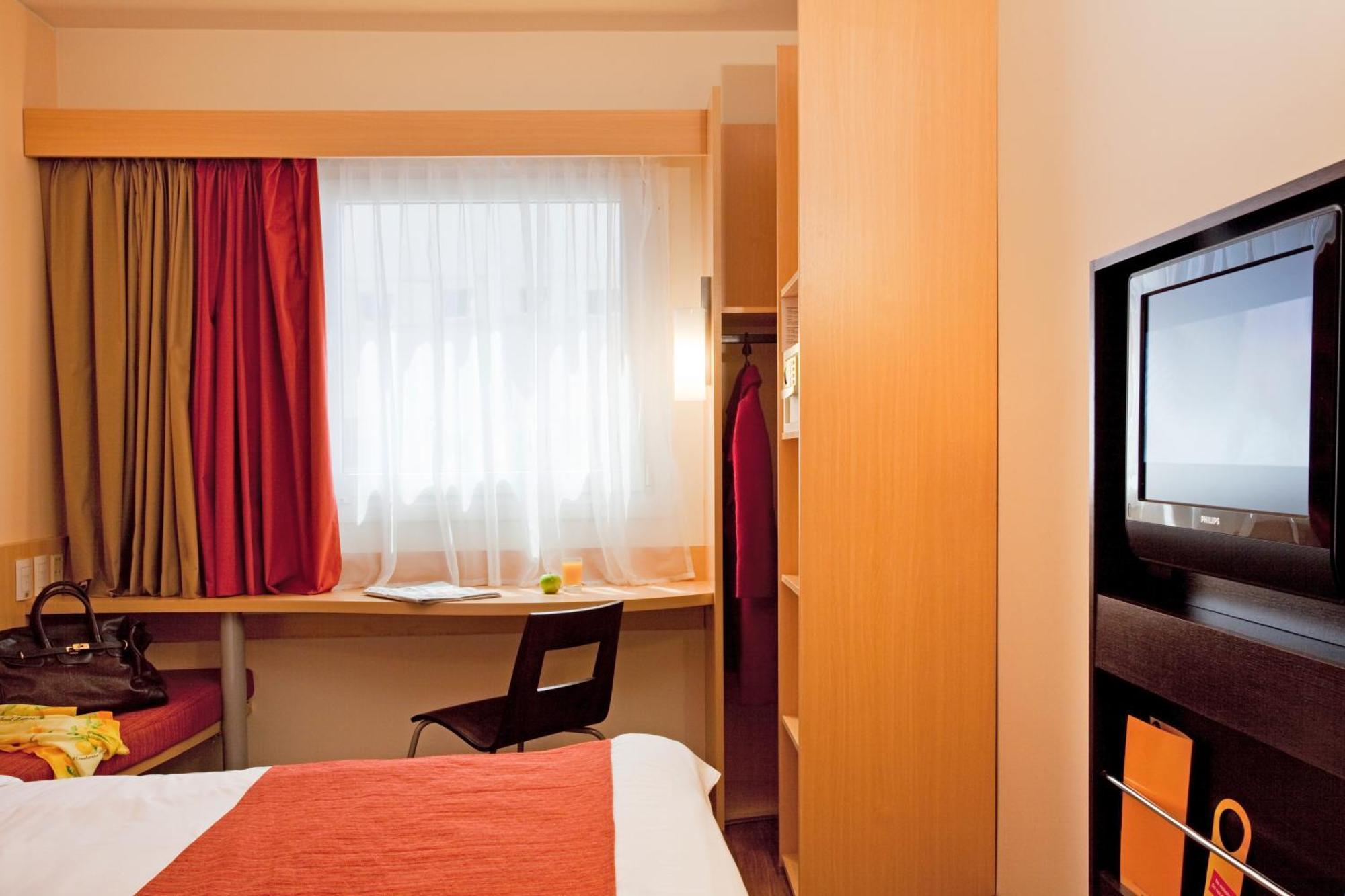 Quarto Duplo Standard