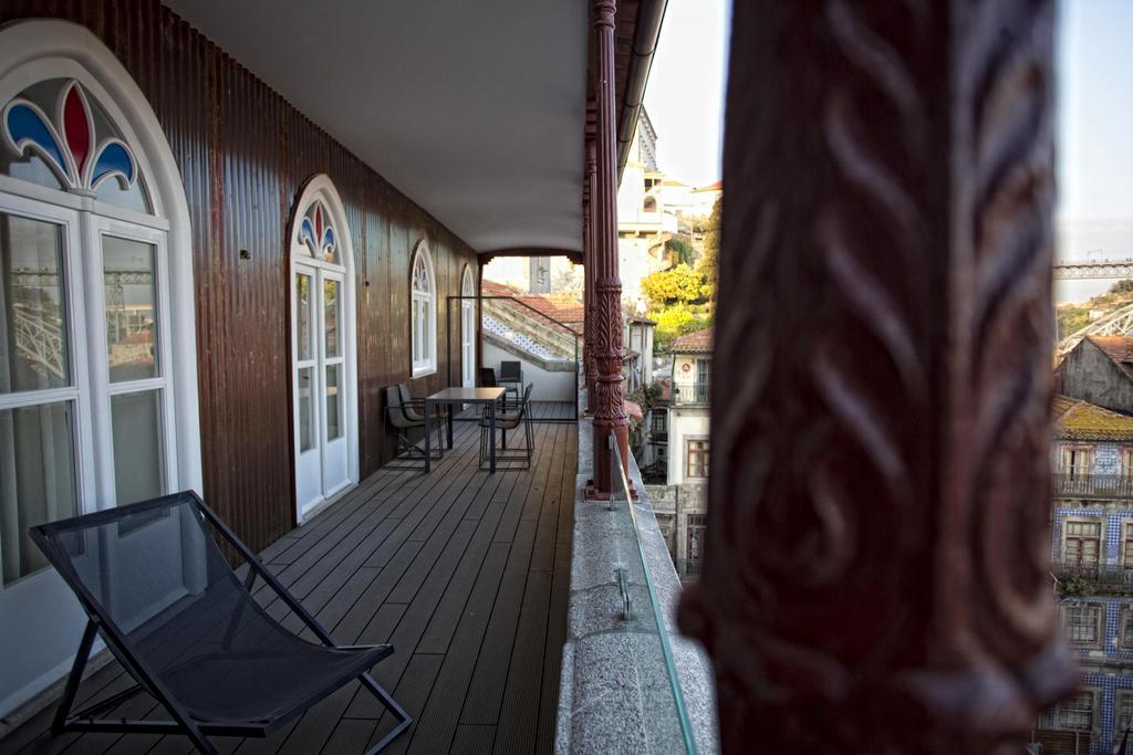 Suite Deluxe com Vista Rio e Terraço
