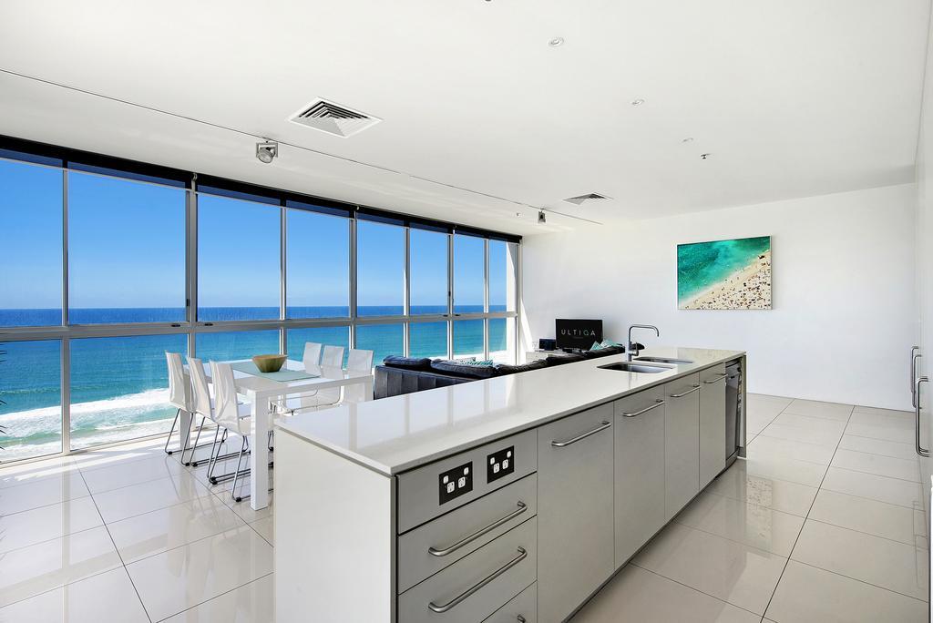 Three Bedroom Ocean View Apartment
