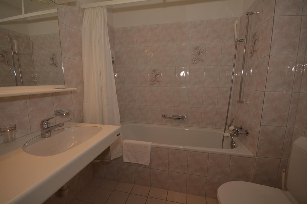 Doppelzimmer mit Zustellbett