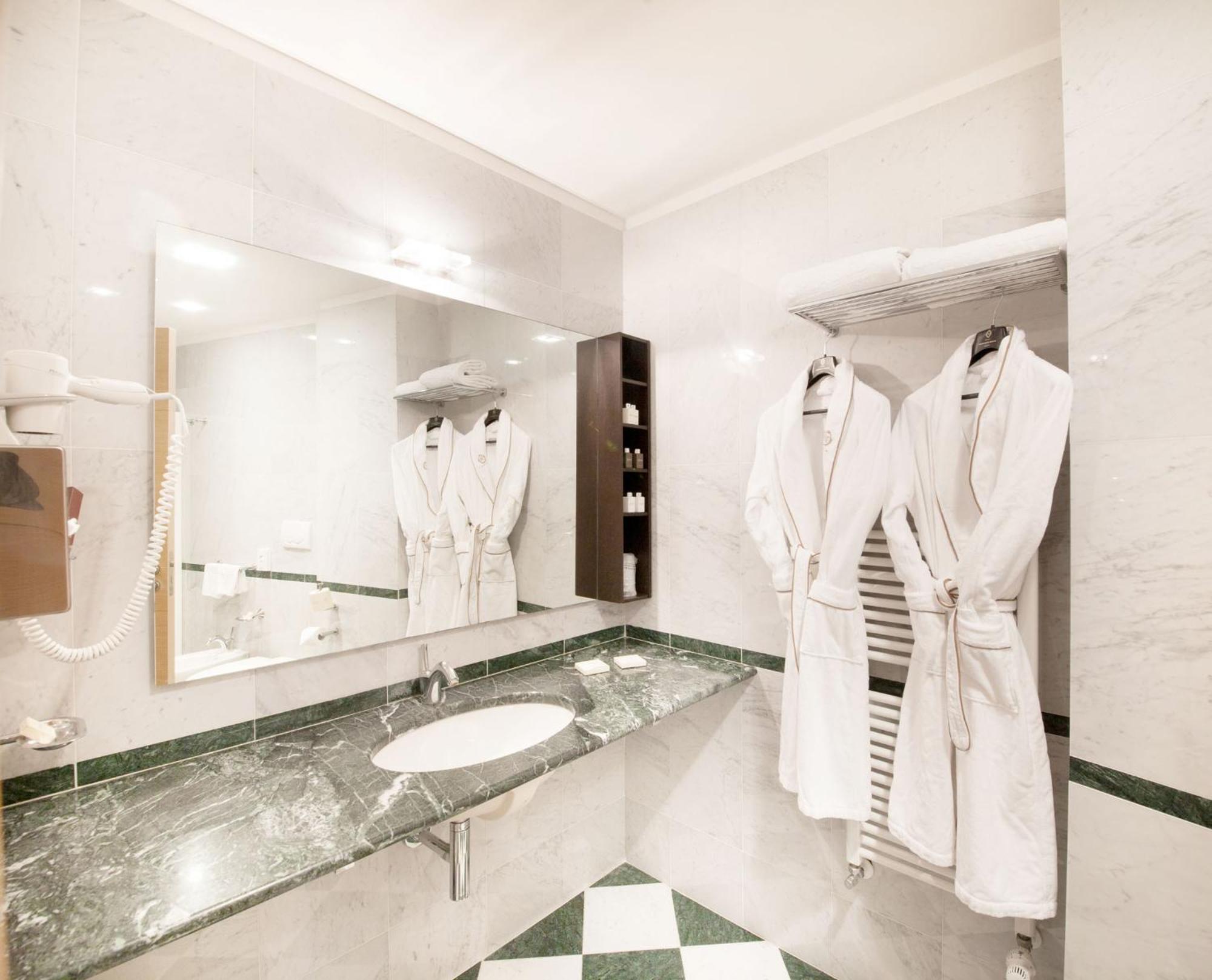 Junior Suite (2 Volwassenen)