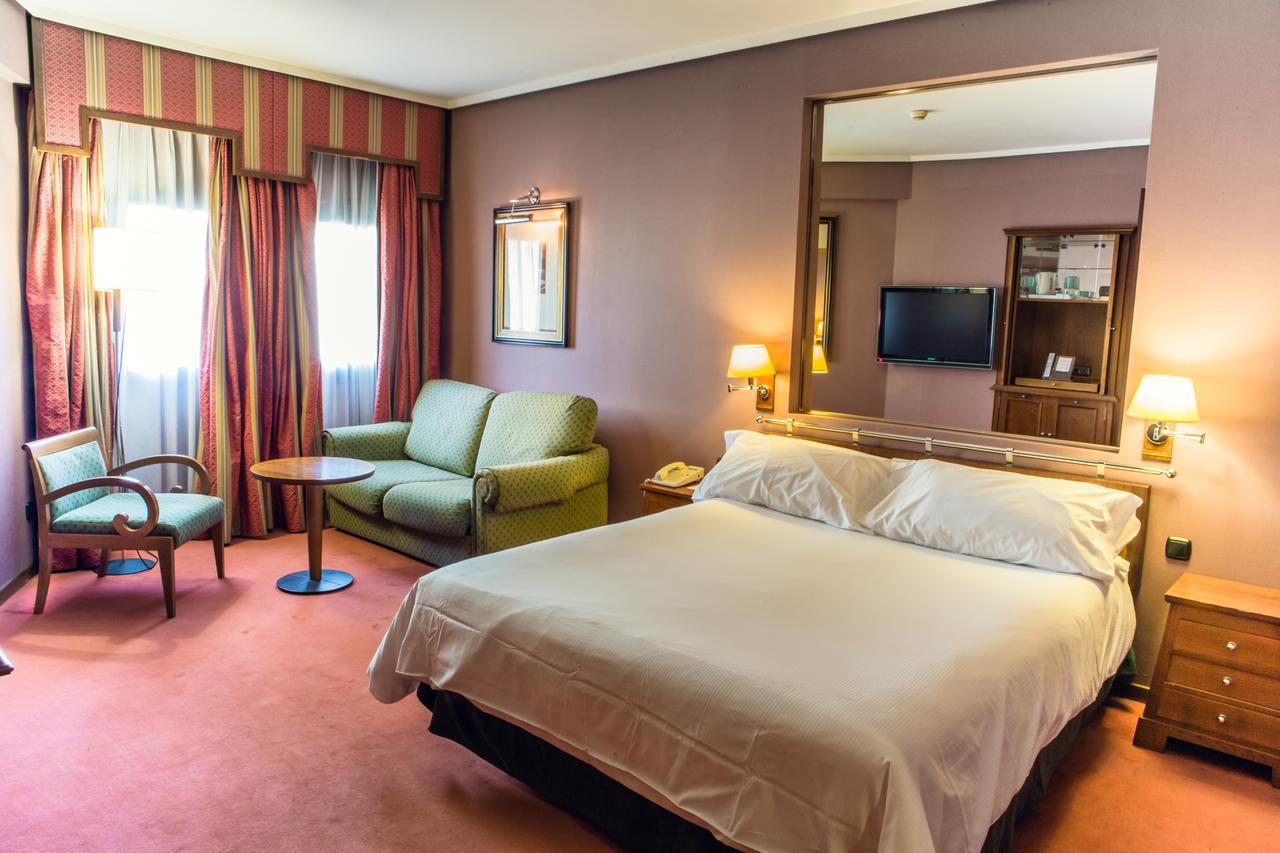 Double or Twin Room,1272870211:JPEG