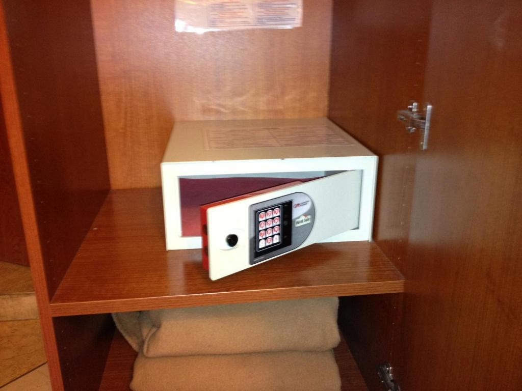 Quadruple Room,135082140:JPEG