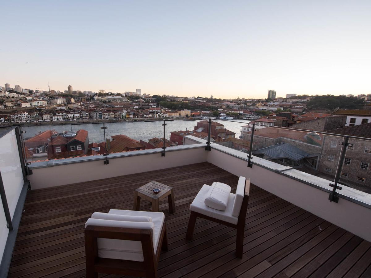 Quarto Duplo com Vista Rio e Terraço