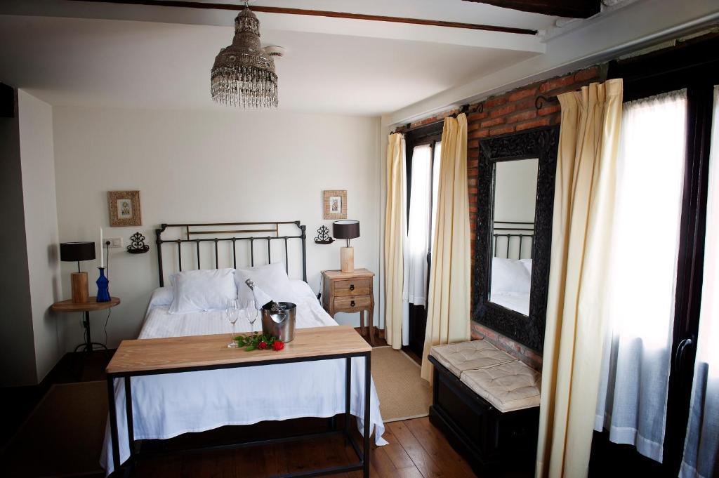 Chambre Familiale (2 Adultes + 1 Enfant)
